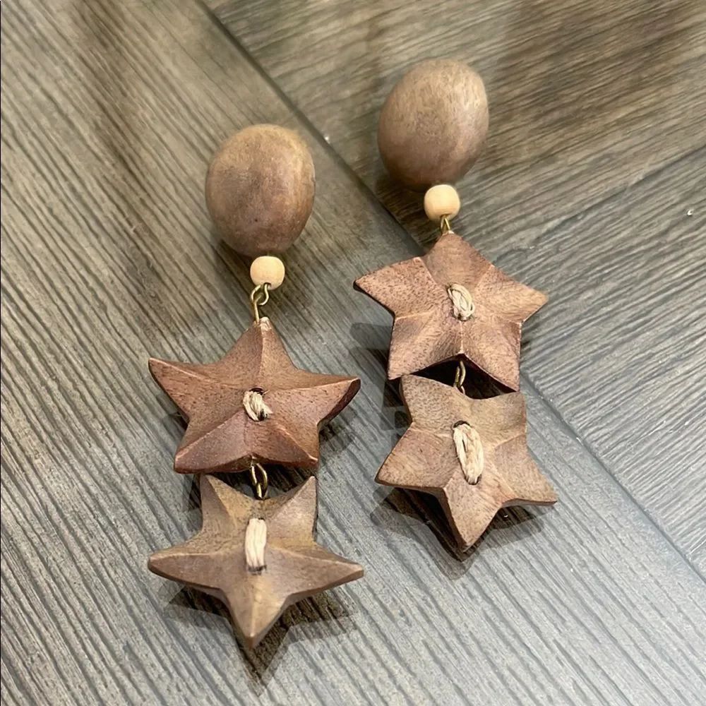 Vintage Neutral Wooden Star Dangle Earrings